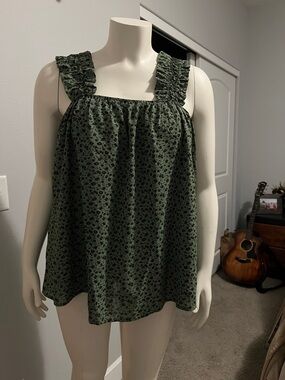 Green/black flower blouse XL